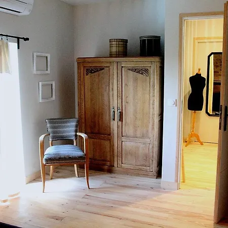 Ferienhaus La Maison D'emile- Le Gite- La Clef De La Grange *