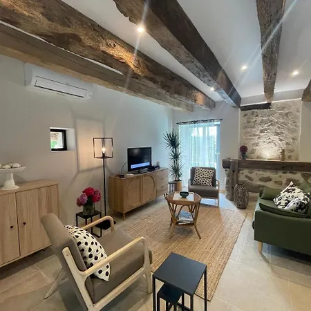 La Maison D'emile- Le Gite- La Clef De La Grange Dom wakacyjny